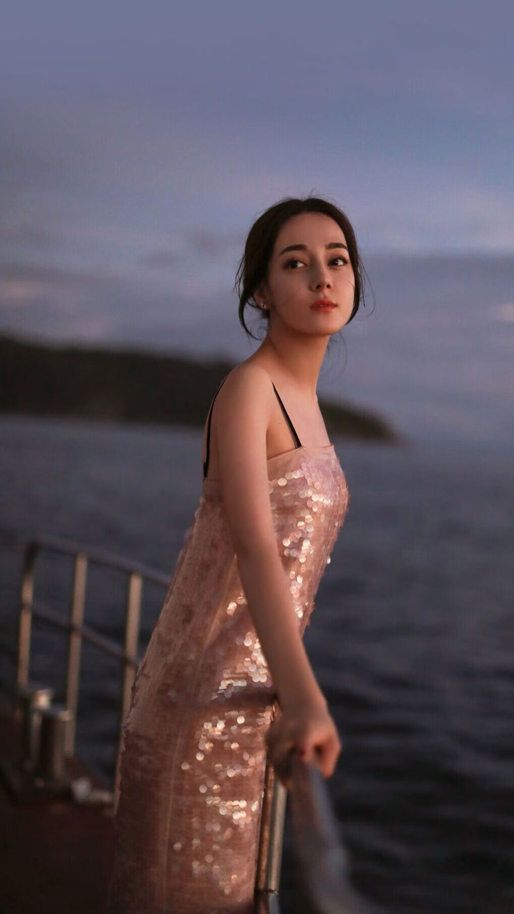 热火在一场激烈拼斗中击败尼克斯，吉米·巴特勒稳定发挥！，吉米·巴特勒热火队