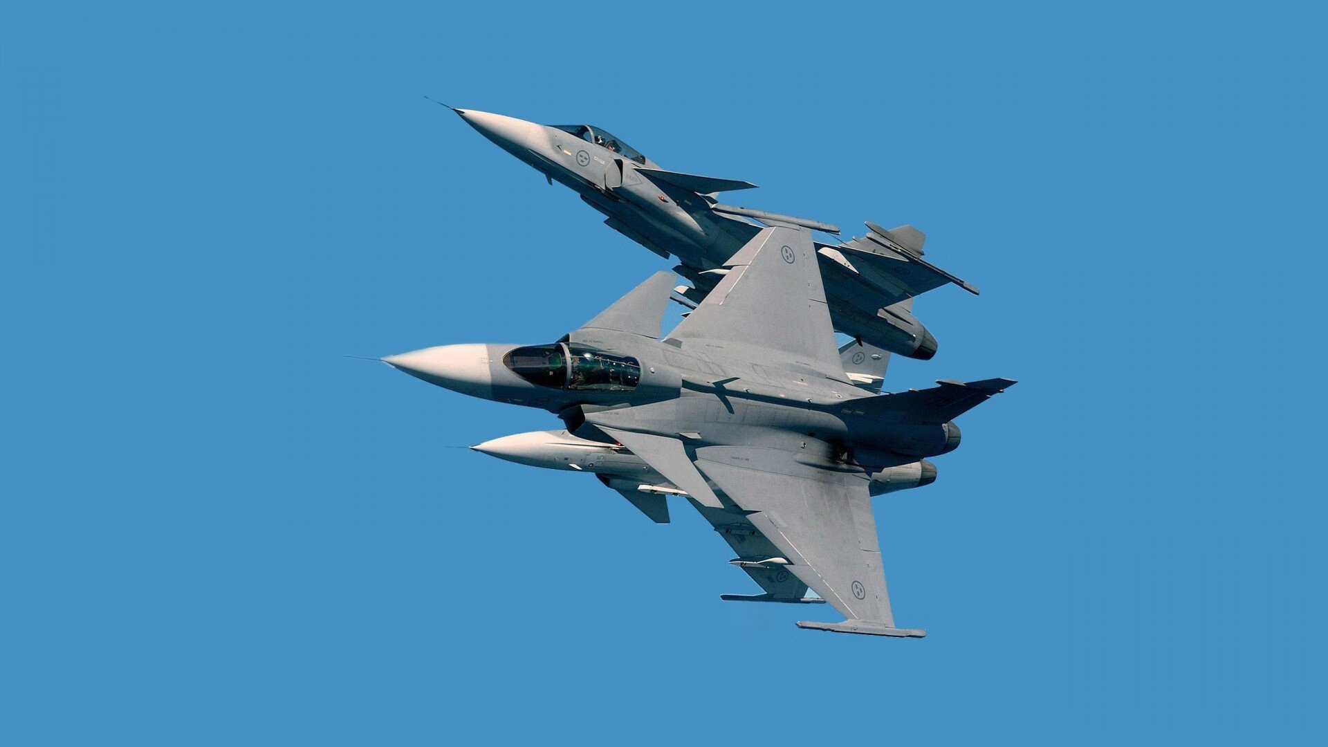 爱游戏电竞官网-葡萄牙骑手玛丽亚·卡埃塔诺在2024年葡萄牙盛装舞步锦标赛中获得个人赛铜牌，展现坚韧精神。