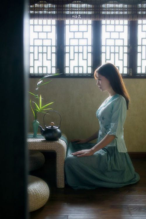 苏尔兹巴赫对决斯图加特,保级逃生战打响,苏赫巴托尔照片