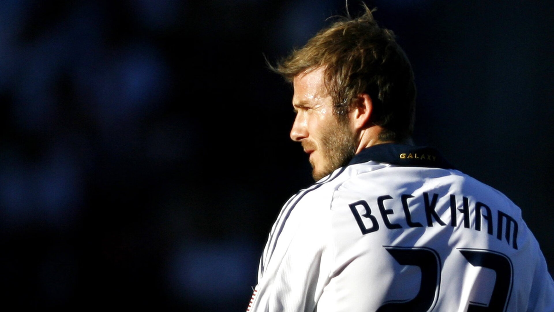 诺丁汉森林锋线年轻有为，城市地标蓄势待发，诺丁汉森林的主场