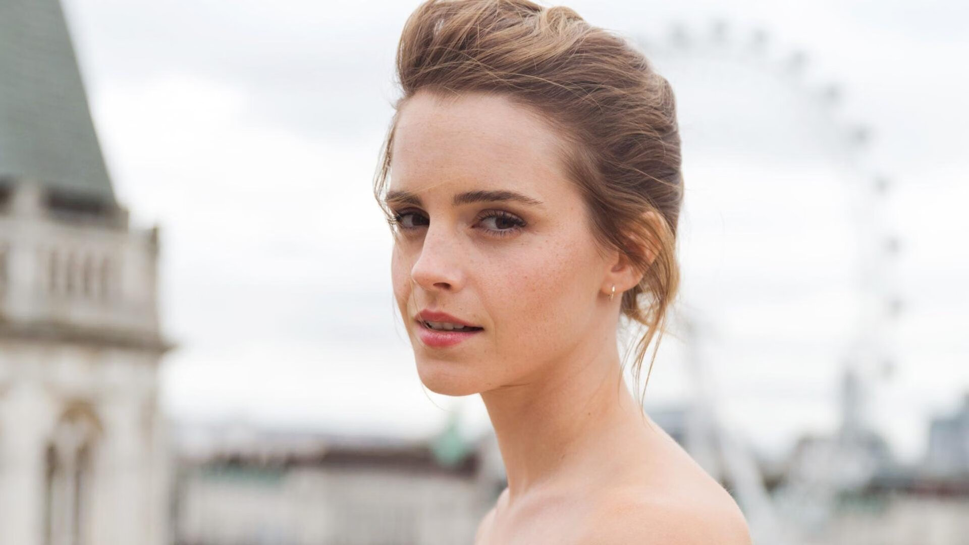 爱游戏体育app-阿尔特塔强调团队合作，提升球队凝聚力，阿尔特塔战术分析