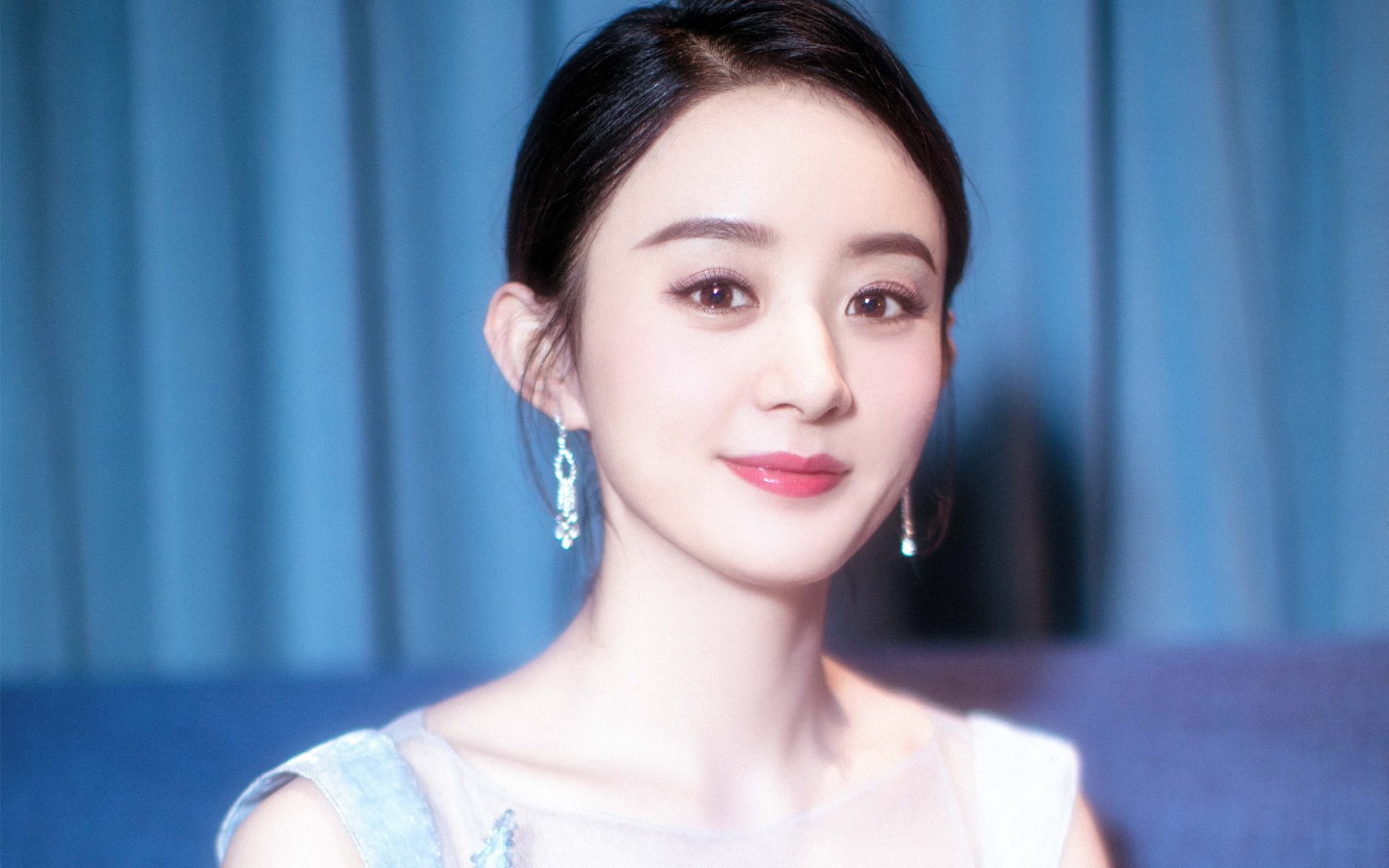 英超球队结合高频数据分析优化边路快速推进策略，英超足球分析