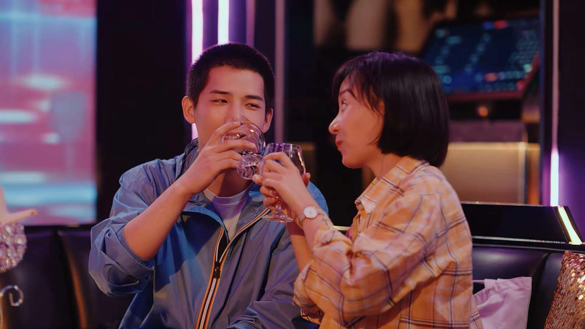 西甲球队基于视觉轨迹分析提高短传渗透效率，西甲足球视频