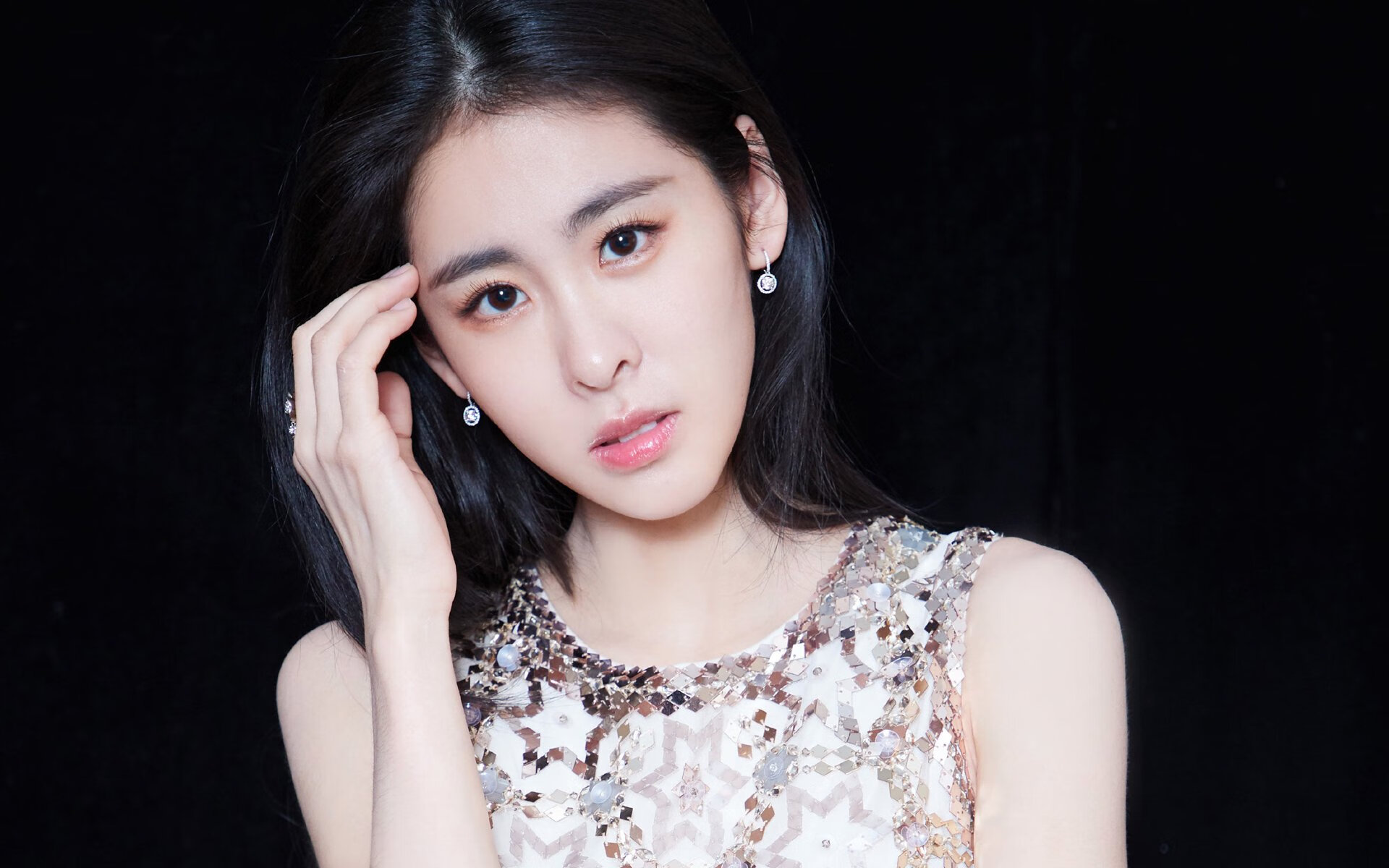 AYX GAMING-希腊女篮在欧洲锦标赛中保持强势，为奥运冲刺