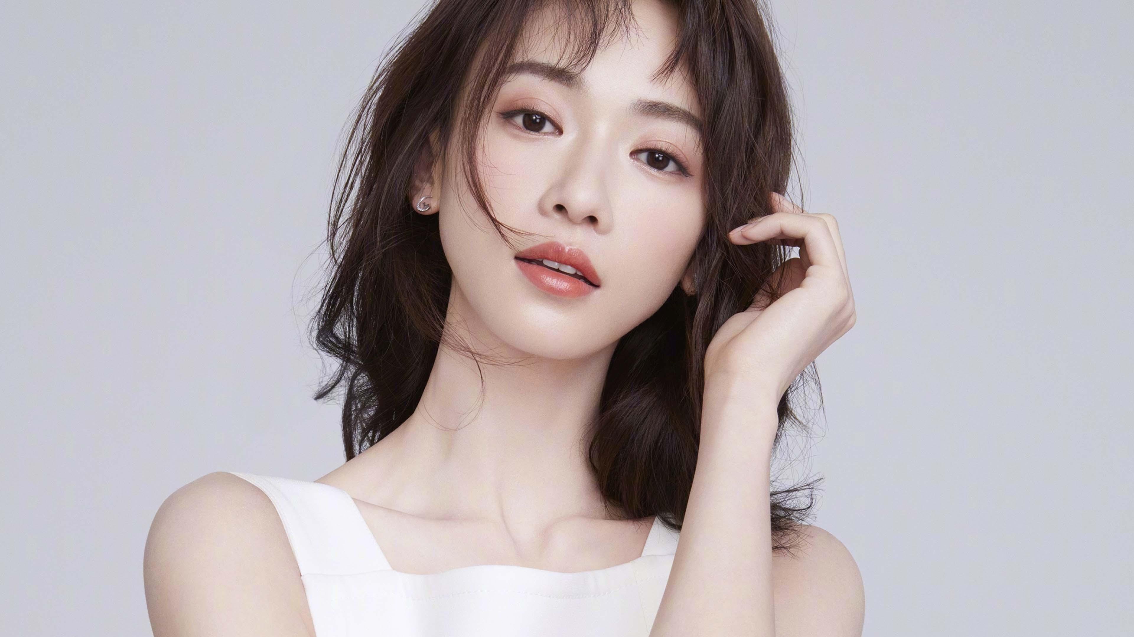 英超赛季中的心理健康关注，英超联赛观众