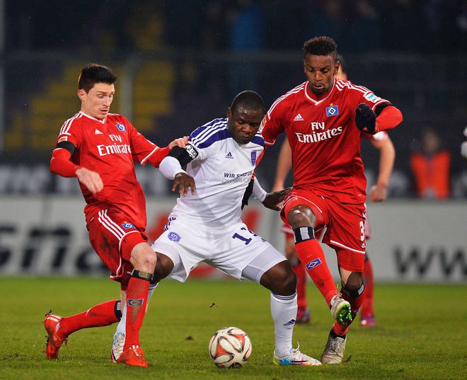 包含爱游戏体育：德甲杜塞尔多夫的转会策略与球队重建的词条