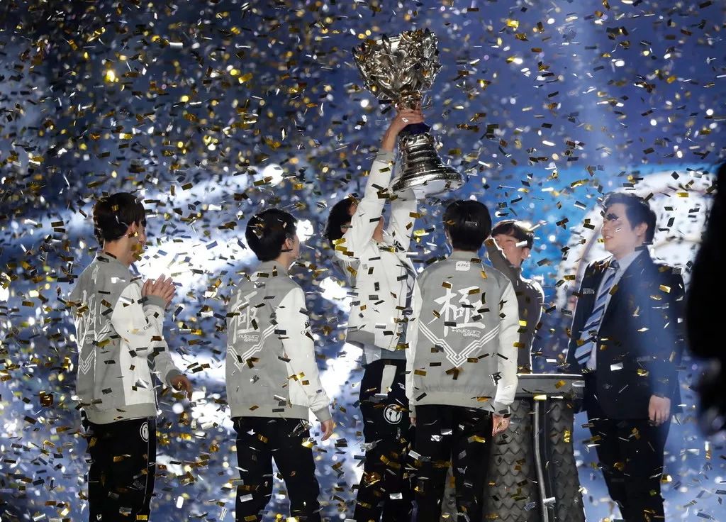 爱游戏体育:《英雄联盟》战队如何保持状态,策略与心理的双重考验的简单介绍 爱游戏体育:《英雄联盟》战队如何保持状态,策略与心理的双重考验的简单介绍