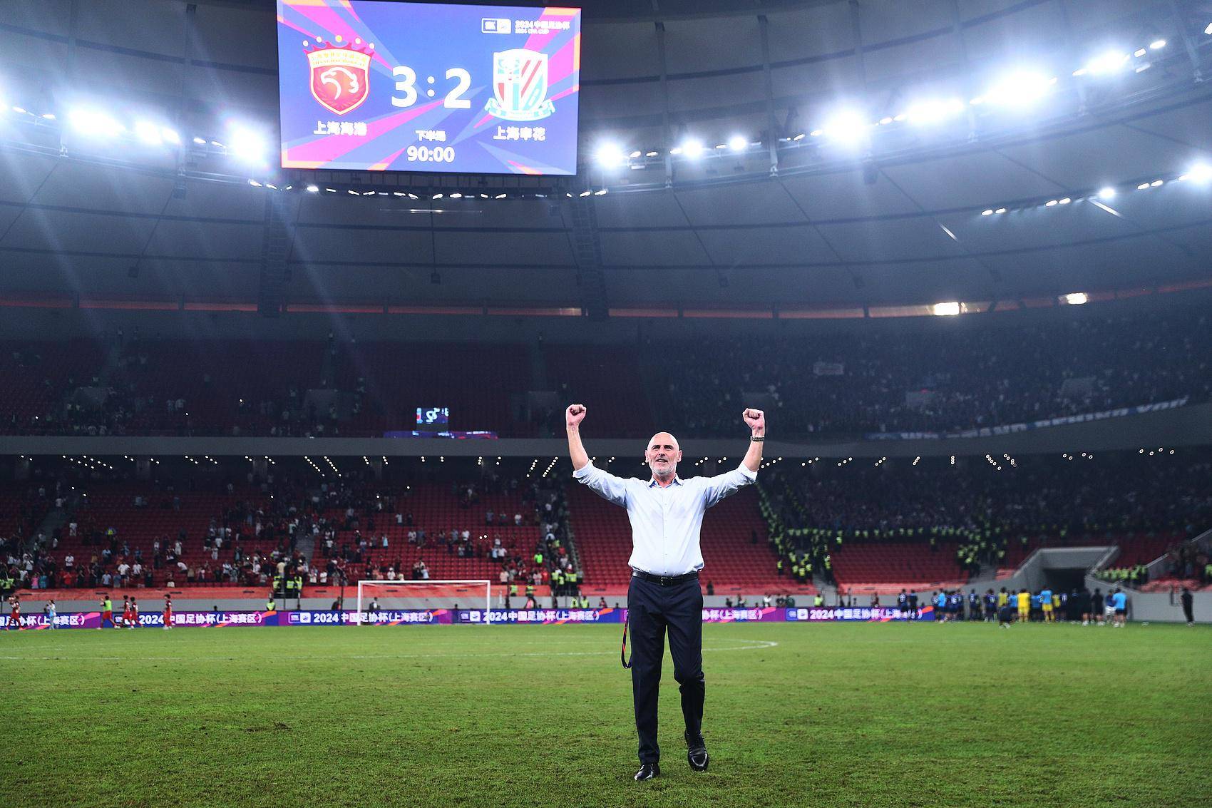 爱游戏体育:中超联赛VAR技术培训:提升裁判员使用水平,减少争议判罚的简单介绍 爱游戏体育:中超联赛VAR技术培训:提升裁判员使用水平,减少争议判罚的简单介绍