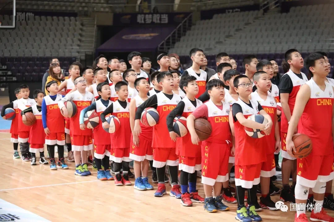 包含爱游戏体育:篮球青训营，培养未来篮球人才的词条