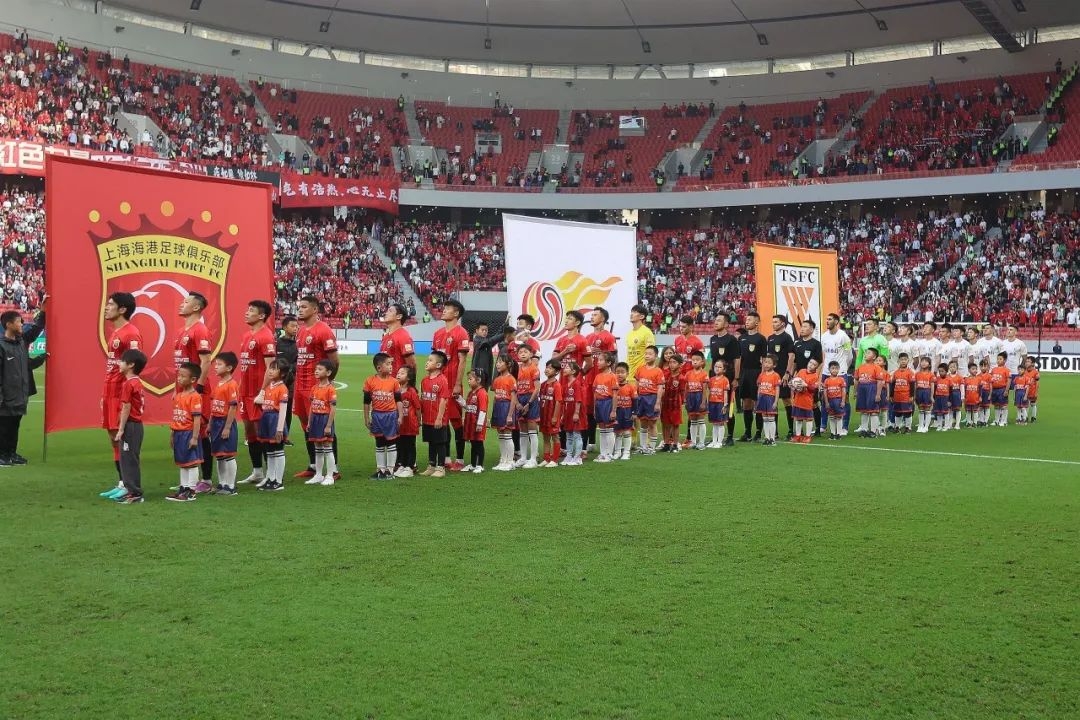 爱游戏体育:回首经典比赛：历史上最具影响力的赛事的简单介绍