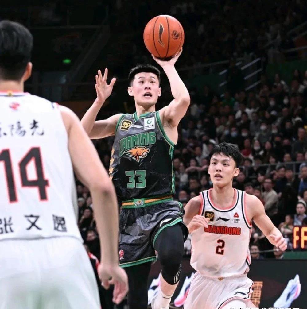 包含爱游戏体育：CBA总决赛：心理战术与临场发挥，谁能顶住压力？的词条