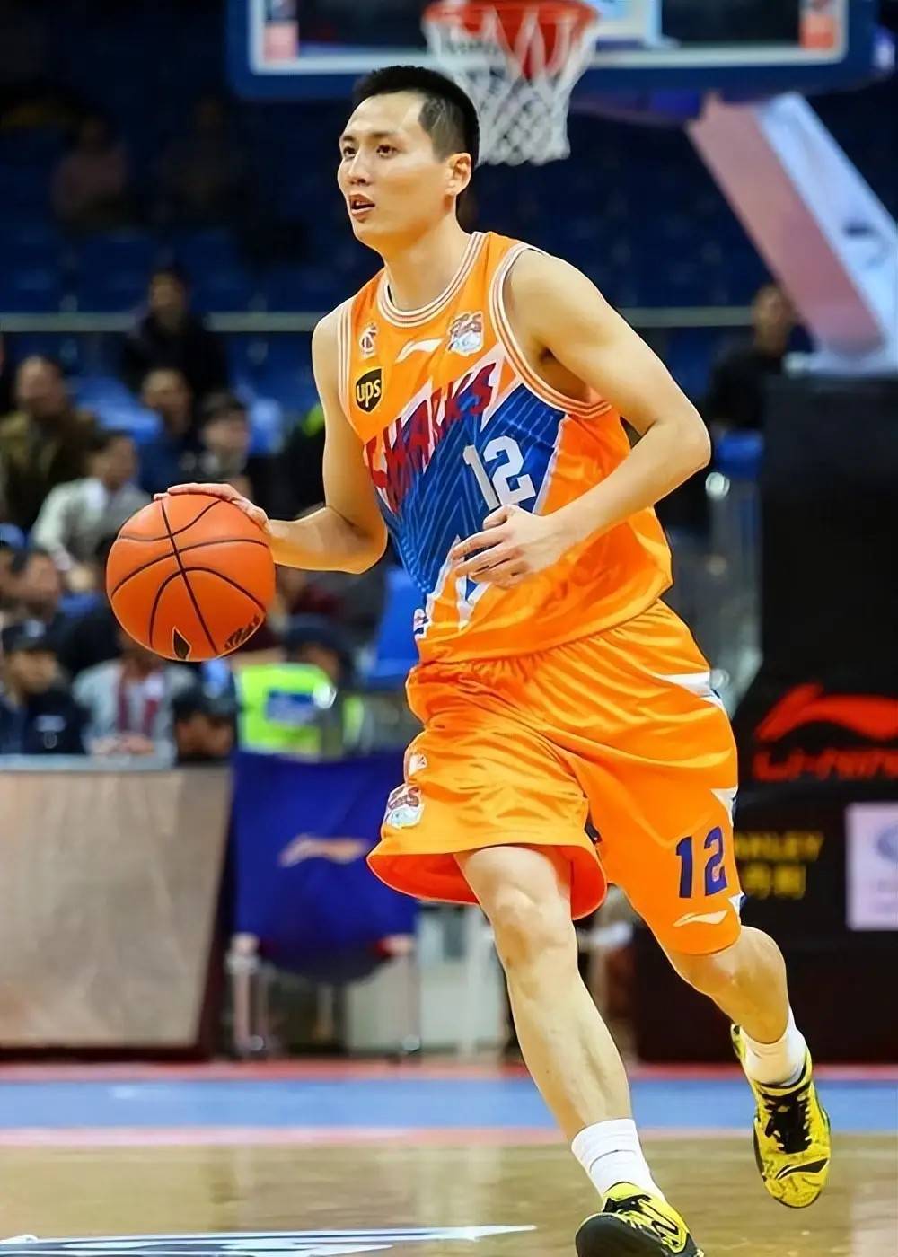 关于爱游戏体育：CBA选秀：新秀的挑战与机遇，能否站稳脚跟？的信息