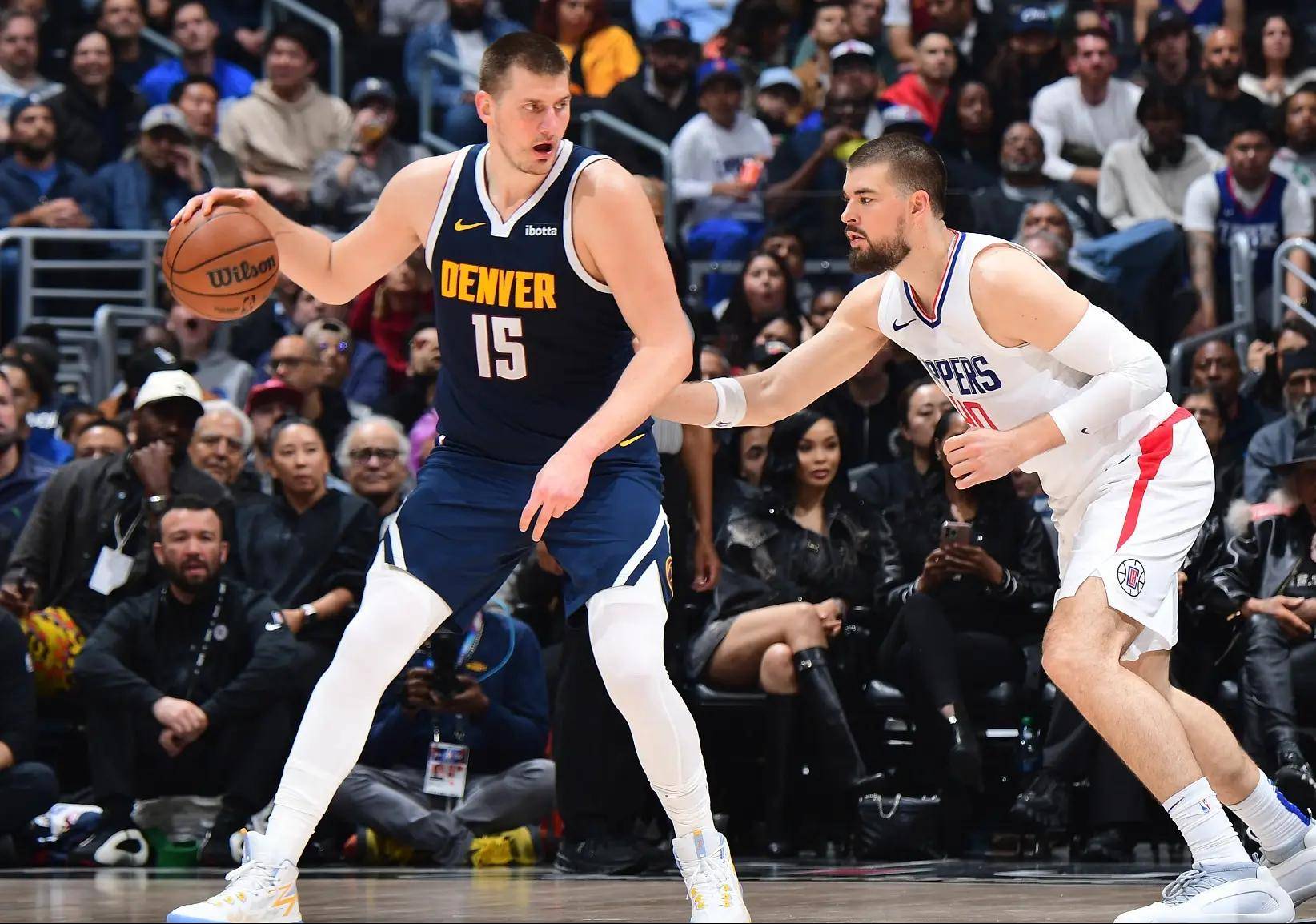 包含爱游戏体育:NBA总决赛G7：史诗对决，谁将问鼎奥布莱恩杯？的词条