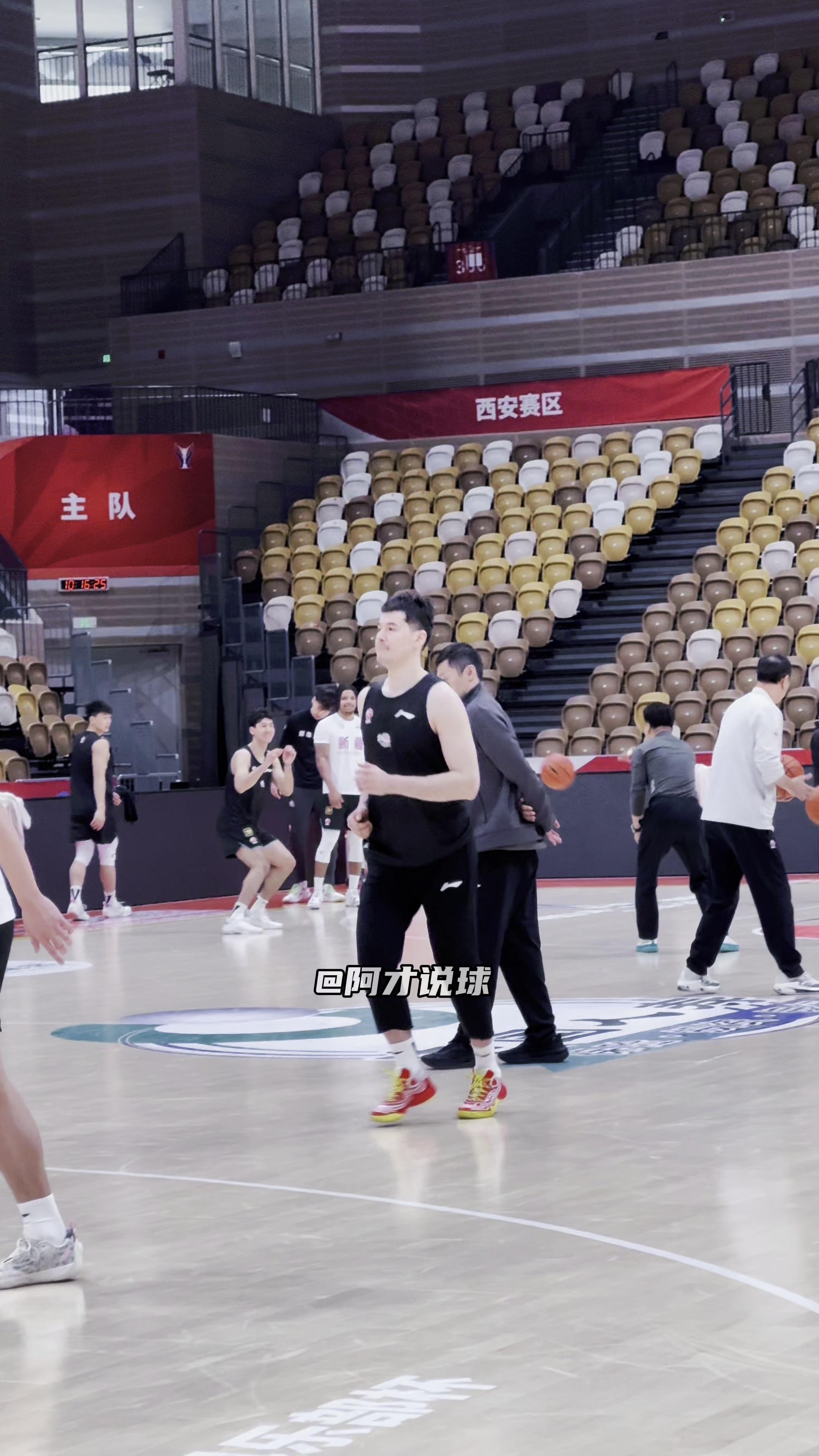 关于爱游戏体育：CBA球队的训练基地探秘：揭秘职业球员的日常的信息