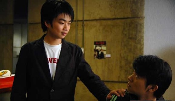 爱游戏体育:从草根到巨星：电竞选手的励志故事的简单介绍