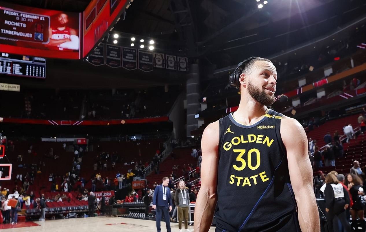 包含爱游戏体育：勇士队战术调整：科尔计划增加快速轮转防守战术的词条